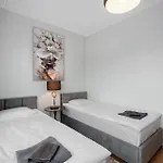 Airhome - Nemo Apartment